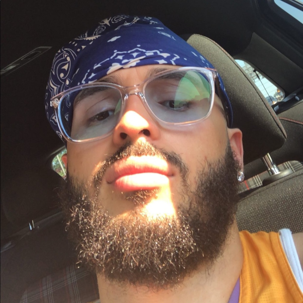 Meet your Posher, Jason